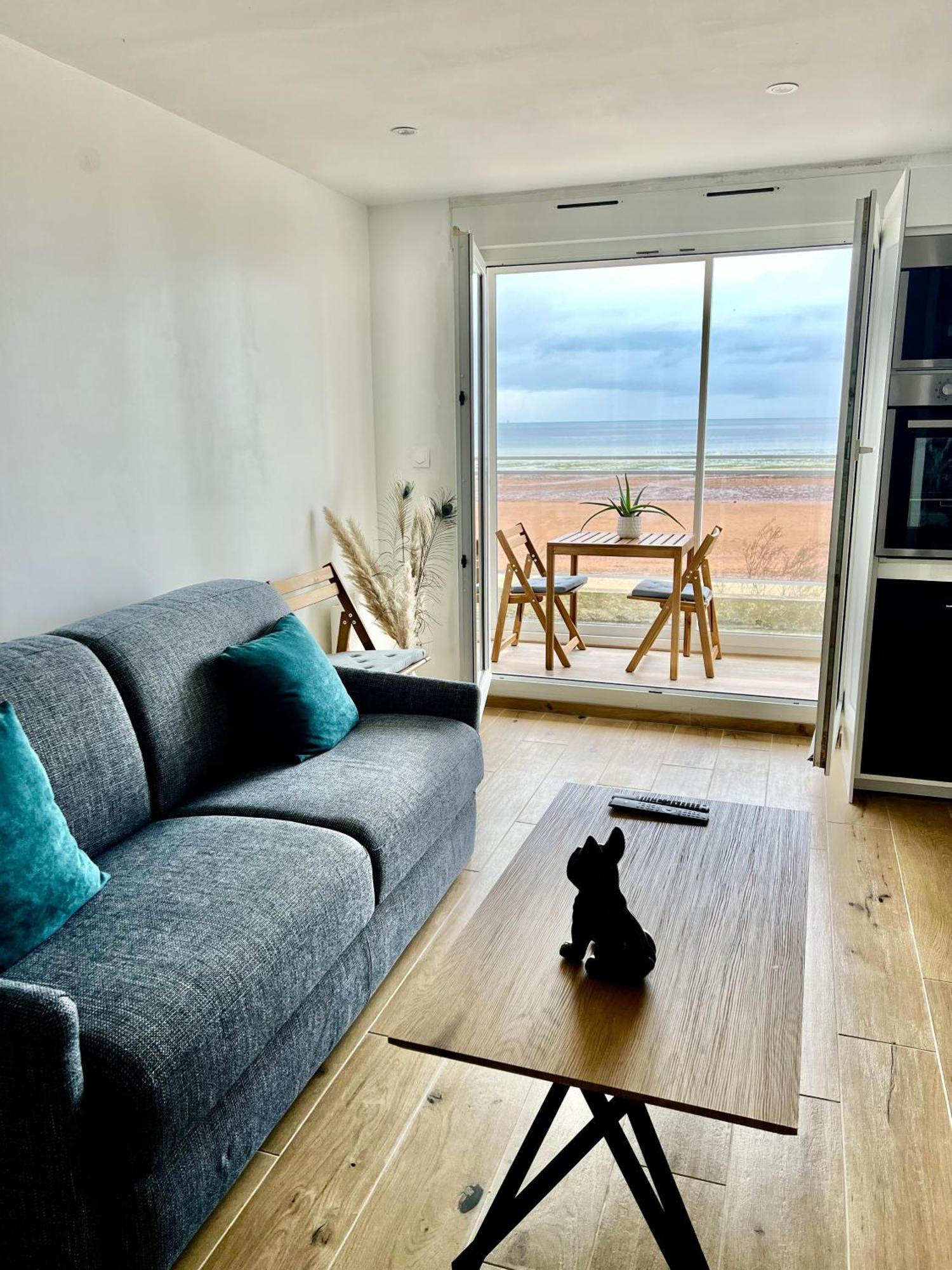 Mettons Les Voiles - Appt Vue Mer Avec Loggia Bernieres-sur-Mer Bagian luar foto